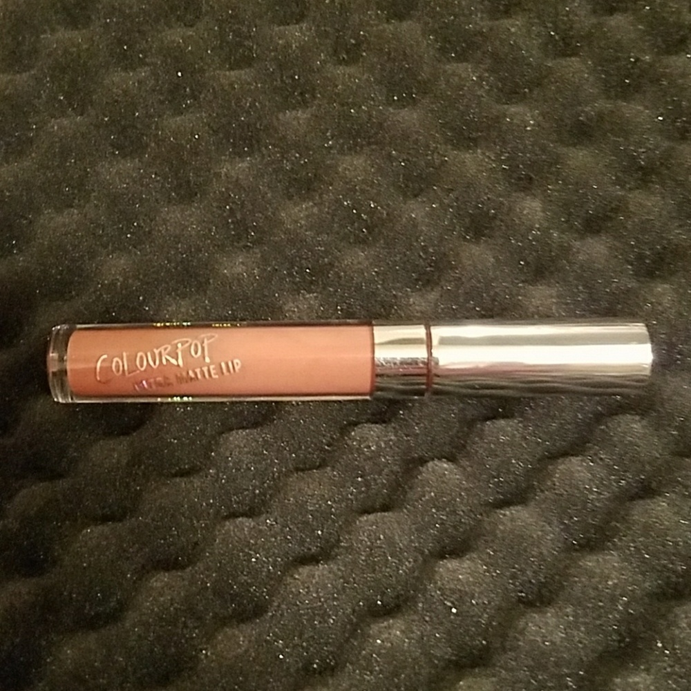 COLOUR POP ULTRA MATTE LIP "MONDAY" 3.2g